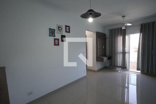 Sala de apartamento para alugar com 2 quartos, 100m² em Jardim Stella, Santo André