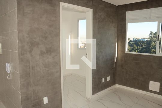 Apartamento à venda com 2 quartos, 34m² em Fazenda da Juta, São Paulo