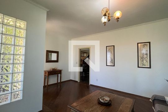 Casa à venda com 5 quartos, 382m² em Jardim Chapadão, Campinas