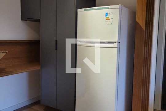 Apartamento para alugar com 1 quarto, 27m² em Centro, Mogi das Cruzes