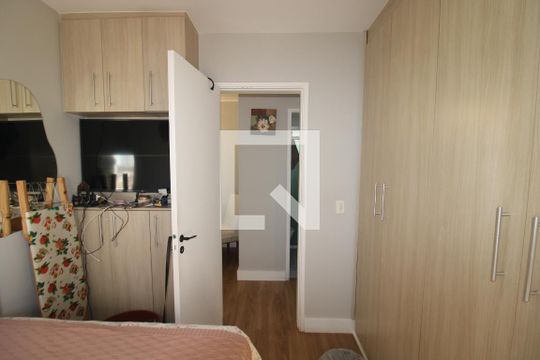 Quarto 1 de apartamento à venda com 2 quartos, 47m² em Vila Amélia, São Paulo