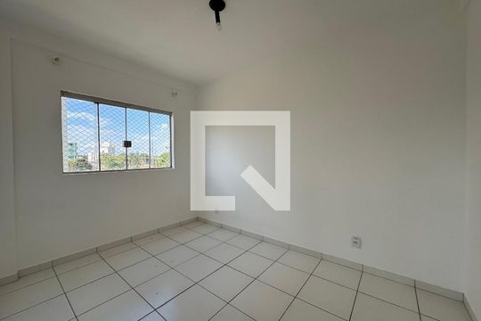Quarto 2 de apartamento à venda com 2 quartos, 63m² em Cjto 5 Lote 1 E 2, Brasília