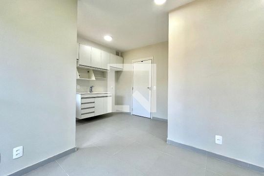 Sala de apartamento para alugar com 2 quartos, 37m² em Vila Paulista, São Paulo