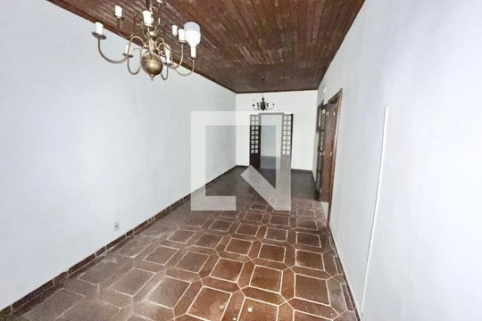 Sala de casa à venda com 3 quartos, 130m² em Vila Isolina Mazzei, São Paulo