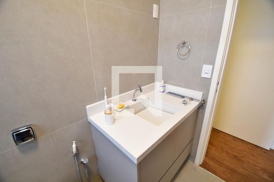 Banheiro Suíte de casa à venda com 3 quartos, 490m² em Parque das Universidades, Campinas