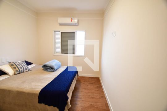 Quarto 1 - Suíte de casa à venda com 3 quartos, 490m² em Parque das Universidades, Campinas
