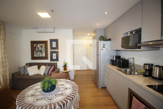 Studio de apartamento para alugar com 1 quarto, 42m² em Petrópolis, Porto Alegre