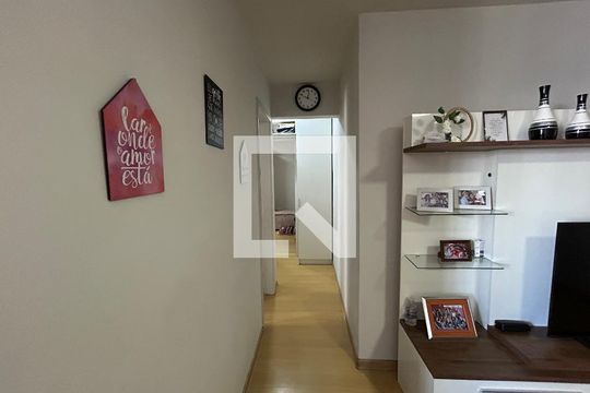 Corredor de apartamento à venda com 2 quartos, 48m² em Cachambi, Rio de Janeiro