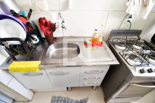 Cozinha de kitnet/studio à venda com 1 quarto, 37m² em Cambuí, Campinas