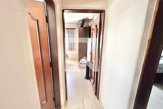 Corredor de casa à venda com 5 quartos, 246m² em Vila Isolina Mazzei, São Paulo