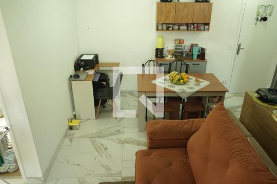 Sala de apartamento à venda com 2 quartos, 48m² em Penha de França, São Paulo