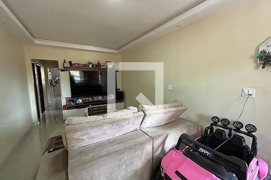 Sala de casa para alugar com 4 quartos, 210m² em Anchieta, Nilópolis