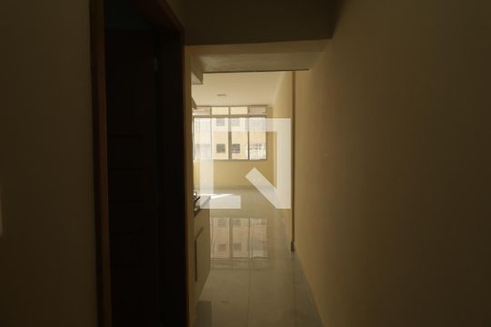 Quarto e Cozinha de apartamento para alugar com 1 quarto, 30m² em Liberdade, São Paulo