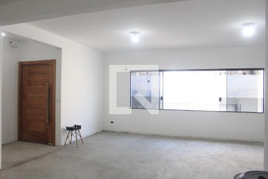 Sala de casa à venda com 3 quartos, 240m² em Santa Paula, São Caetano do Sul