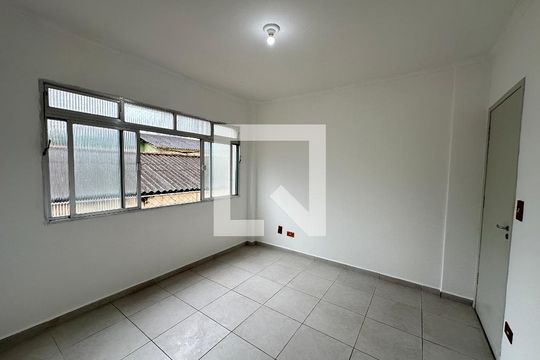 Sala de apartamento para alugar com 2 quartos, 68m² em Vila Valenca, São Vicente