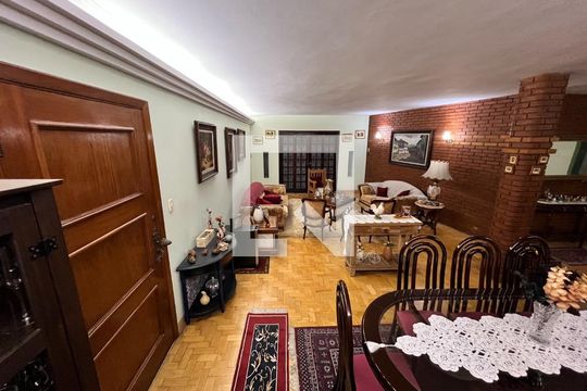 Sala de casa à venda com 4 quartos, 350m² em Jardim Novo Mundo, São Paulo