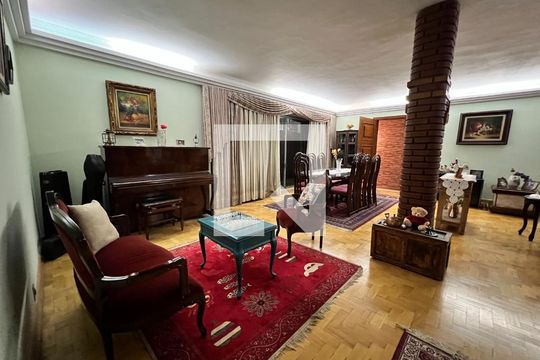 Sala de casa à venda com 4 quartos, 350m² em Jardim Novo Mundo, São Paulo