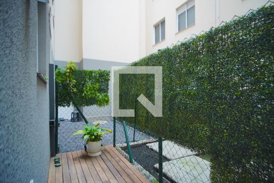 Espaço Garden de apartamento para alugar com 2 quartos, 51m² em Santa Fé, Porto Alegre