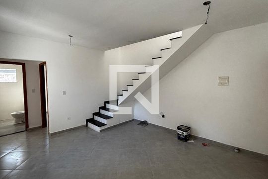 Sala  de apartamento à venda com 2 quartos, 120m² em Vila Suíça, Santo André