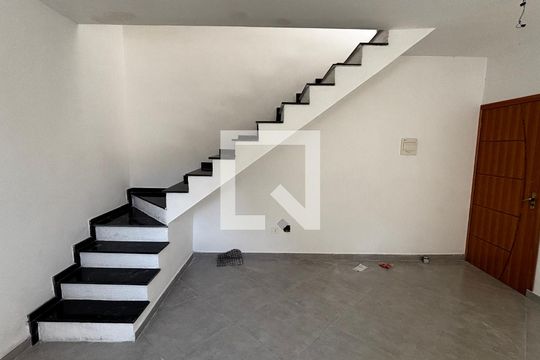 Sala  de apartamento à venda com 2 quartos, 120m² em Vila Suíça, Santo André