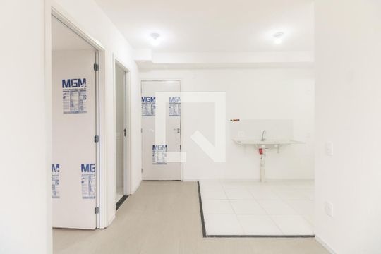 Sala  de apartamento para alugar com 2 quartos, 33m² em Vila Matilde, São Paulo