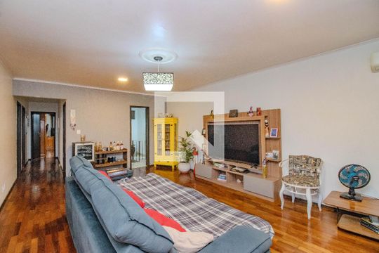 Casa à venda com 4 quartos, 302m² em Parque Santa Fé, Porto Alegre