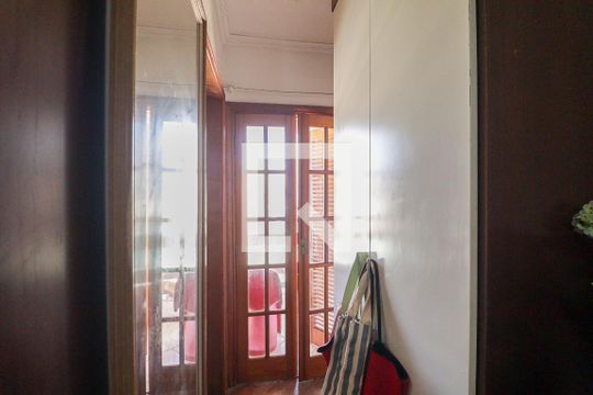 Casa à venda com 3 quartos, 250m² em Parada Inglesa, São Paulo