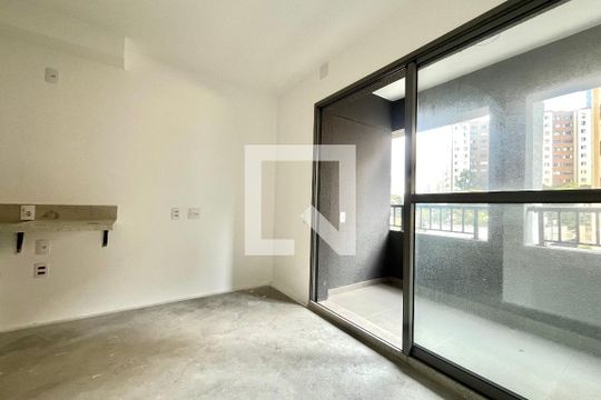 Sala/Quarto de kitnet/studio à venda com 1 quarto, 24m² em Vila Mascote, São Paulo
