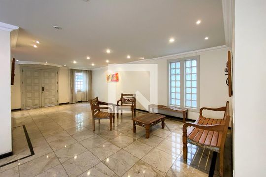 Sala de casa à venda com 4 quartos, 525m² em Santa Lúcia, Belo Horizonte