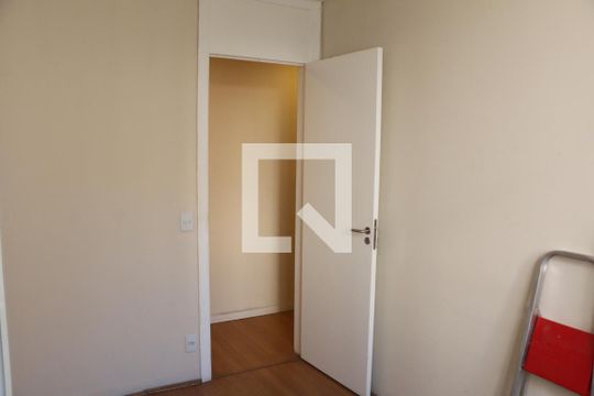 quarto de apartamento para alugar com 2 quartos, 45m² em Vila Catia, Nova Iguaçu