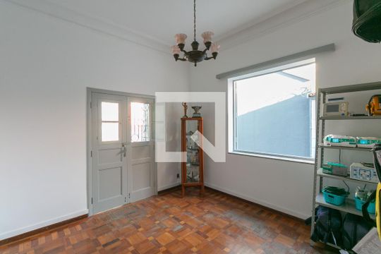 Casa à venda com 2 quartos, 300m² em Floresta, Belo Horizonte