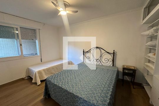 Quarto 1 de apartamento para alugar com 2 quartos, 110m² em Itararé, São Vicente