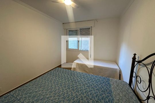Quarto 1 de apartamento para alugar com 2 quartos, 110m² em Itararé, São Vicente