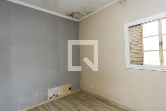 Casa para alugar com 3 quartos, 108m² em Vila Pirajussara, São Paulo