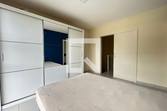 Suíte  de casa para alugar com 3 quartos, 138m² em Rio Tavares Central, Florianópolis