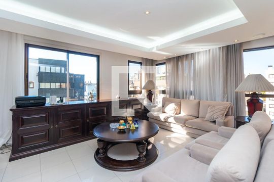Sala de apartamento à venda com 3 quartos, 201m² em Bela Vista, Porto Alegre