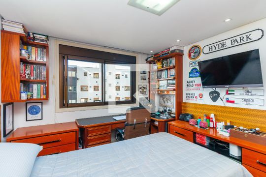 Sala de apartamento à venda com 3 quartos, 201m² em Bela Vista, Porto Alegre