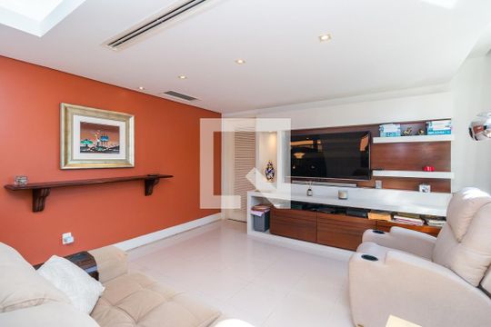 Sala de apartamento à venda com 3 quartos, 201m² em Bela Vista, Porto Alegre