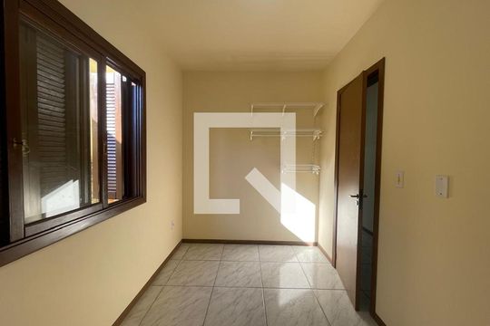 Casa à venda com 3 quartos, 75m² em Campestre, São Leopoldo