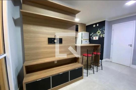 Apartamento para alugar com 2 quartos, 47m² em Jardim Marilu, Cotia