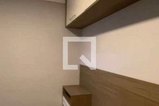 Quarto 1 de apartamento para alugar com 2 quartos, 47m² em Jardim Marilu, Cotia