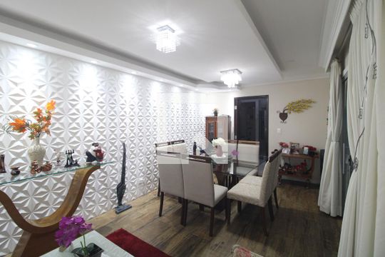 Casa à venda com 2 quartos, 167m² em Parque das Arvores, São Paulo