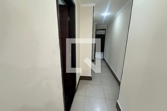 Corredor de casa para alugar com 3 quartos, 94m² em Esplanada dos Barreiros, São Vicente