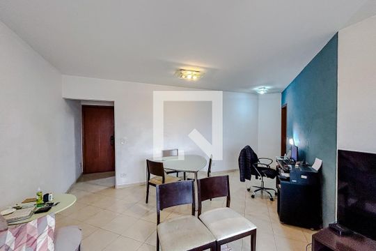 Sala de apartamento para alugar com 3 quartos, 93m² em Vila Azevedo, São Paulo