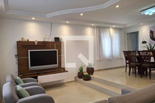 Casa à venda com 4 quartos, 212m² em Portão, Curitiba