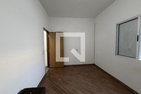 Quarto 2 de casa para alugar com 2 quartos, 168m² em Quarta Parada, São Paulo
