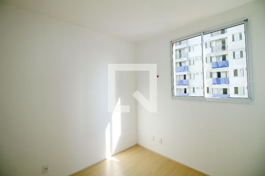 Quarto 1 de apartamento para alugar com 2 quartos, 40m² em Irajá, Rio de Janeiro