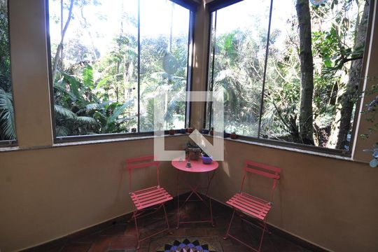 Sala de Jantar de casa para alugar com 2 quartos, 430m² em Vila Amélia, São Paulo
