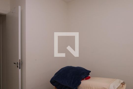 Quarto 1 de apartamento para alugar com 2 quartos, 33m² em Itaquera, São Paulo