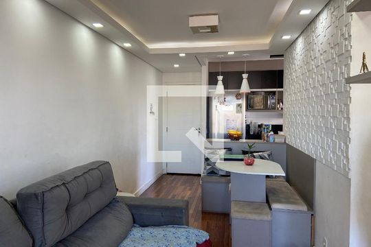 Sala de apartamento à venda com 2 quartos, 54m² em Vila Osasco, Osasco